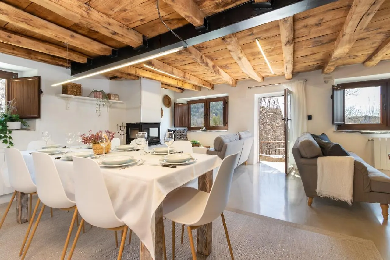 El Roure Villa Mollo Spain